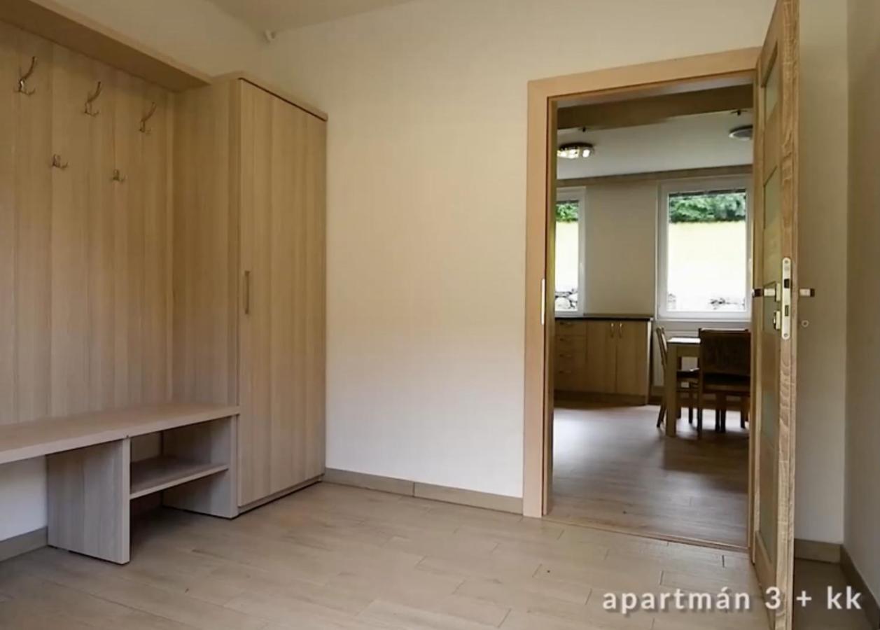 Selsky Dvur Perstejn Perštejn Exterior foto